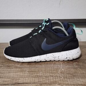 Nike Roshe Run Men’s Athletic Running Shoes Sneakers Size 9 Black